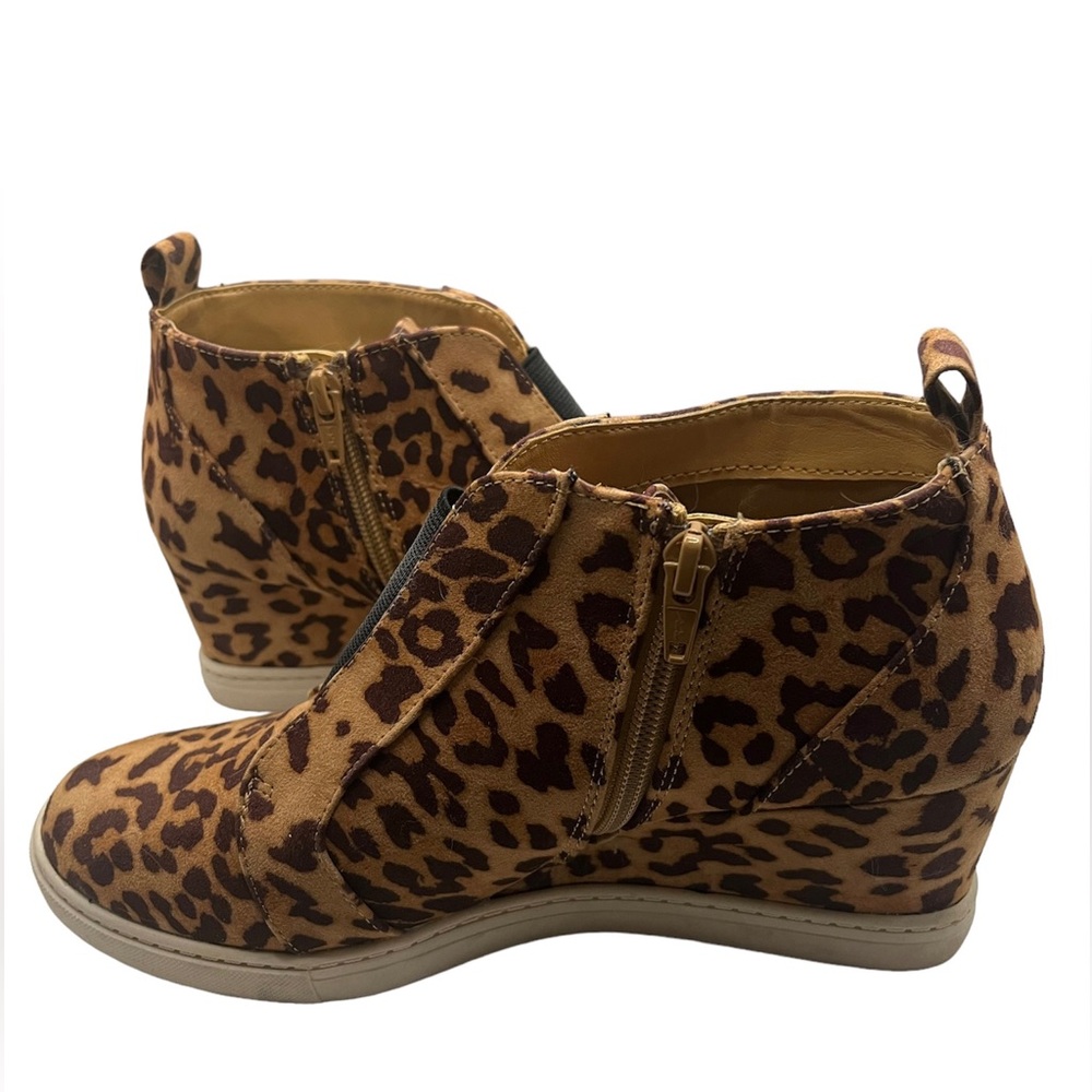 A NEW DAY - Animal Print Wedge Sneakers Sz 9.5